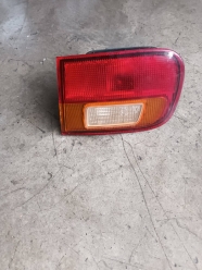 Φανάρι-Φανός  πίσω δεξιά εσωτερικός